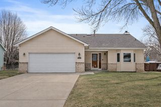8936 Norwood Lane N, Maple Grove, MN 55369