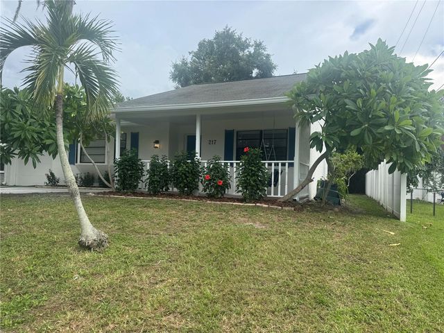 217 S SPRING BOULEVARD, Tarpon Springs, FL 34689