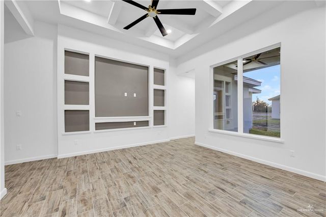 5709 Rayo Del Sol Street, Edinburg, TX 78542