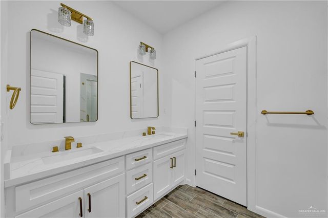 5709 Rayo Del Sol Street, Edinburg, TX 78542