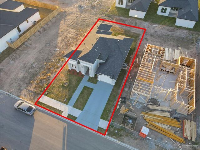 5709 Rayo Del Sol Street, Edinburg, TX 78542