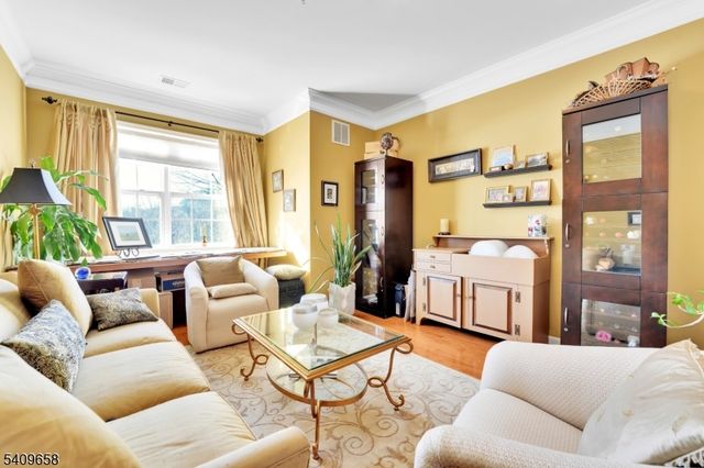 1118 Warrens Way, Wanaque Boro, NJ 07465