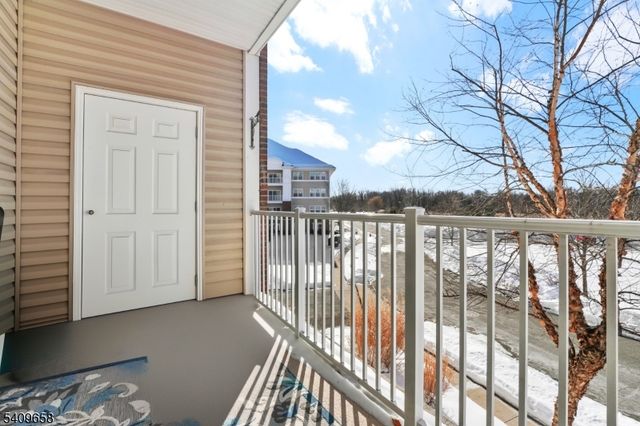 1118 Warrens Way, Wanaque Boro, NJ 07465