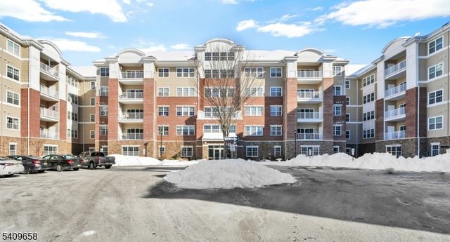 1118 Warrens Way, Wanaque Boro, NJ 07465