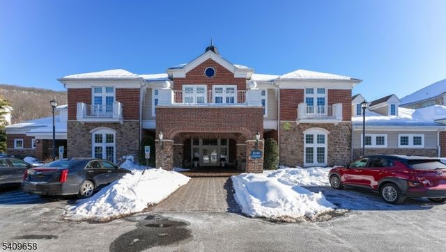 1118 Warrens Way, Wanaque Boro, NJ 07465