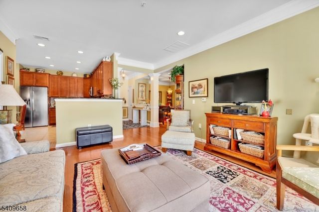 1118 Warrens Way, Wanaque Boro, NJ 07465