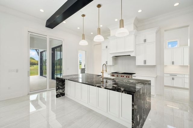 4696 Westwinds Way, Destin, FL 32541
