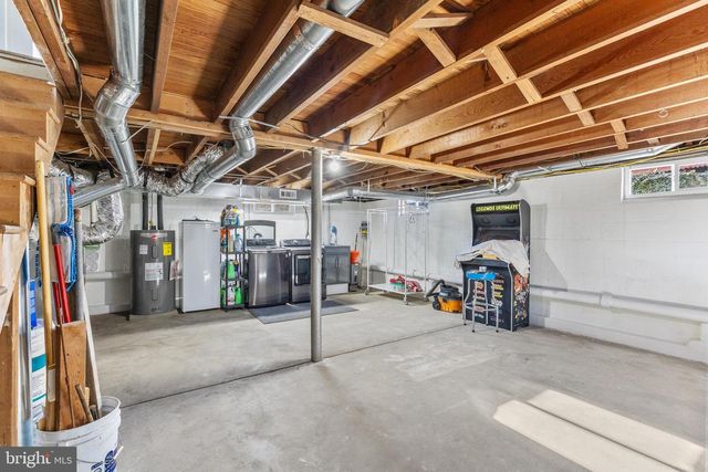 8 OXFORD AVE, Stratford, NJ 08084