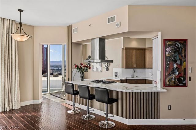 2747 Paradise Road 2605, Las Vegas, NV 89109