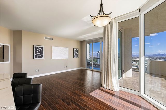 2747 Paradise Road 2605, Las Vegas, NV 89109