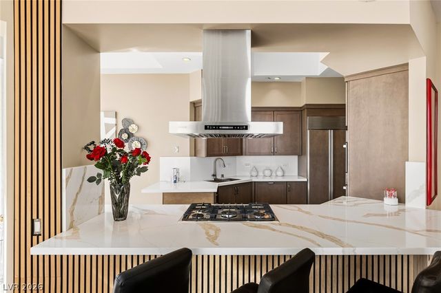 2747 Paradise Road 2605, Las Vegas, NV 89109