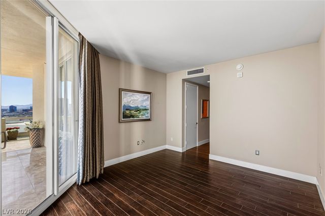 2747 Paradise Road 2605, Las Vegas, NV 89109