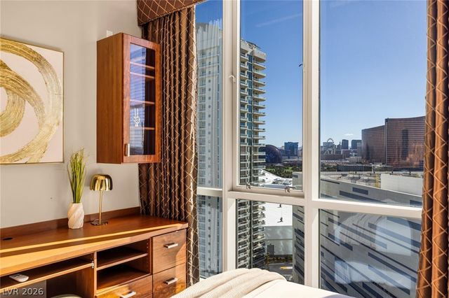2747 Paradise Road 2605, Las Vegas, NV 89109
