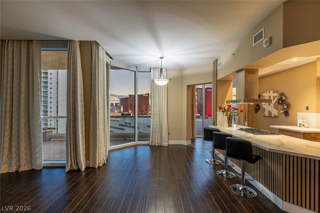 2747 Paradise Road 2605, Las Vegas, NV 89109