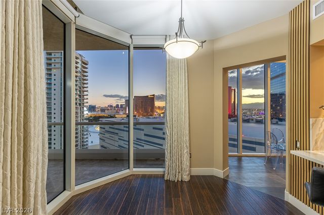 2747 Paradise Road 2605, Las Vegas, NV 89109
