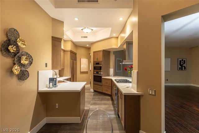 2747 Paradise Road 2605, Las Vegas, NV 89109