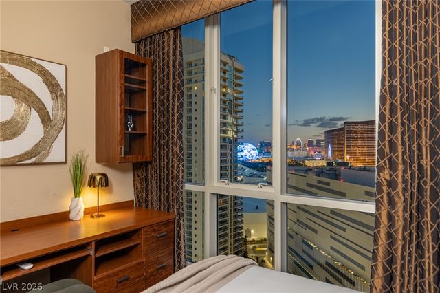 2747 Paradise Road 2605, Las Vegas, NV 89109