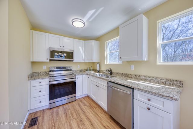 1112 Brookside Ave, Maryville, TN 37804