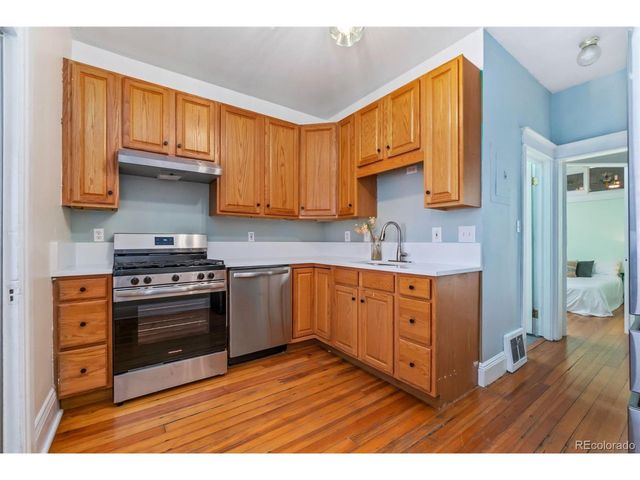 129 E Exposition Ave, Denver, CO 80209