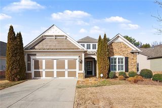 5911 Chimney Rock Drive, Hoschton, GA 30548