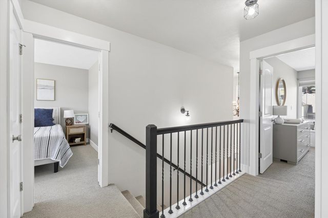 2407 W Walker Ct, Spokane, WA 99208