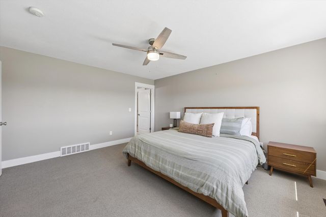2407 W Walker Ct, Spokane, WA 99208