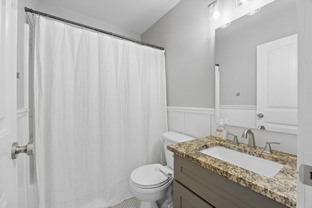 2407 W Walker Ct, Spokane, WA 99208