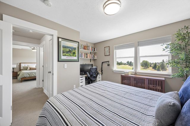 2407 W Walker Ct, Spokane, WA 99208