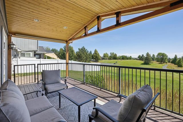 2407 W Walker Ct, Spokane, WA 99208