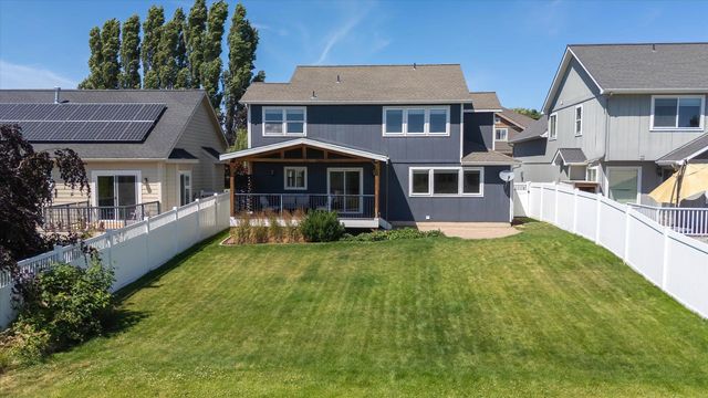 2407 W Walker Ct, Spokane, WA 99208