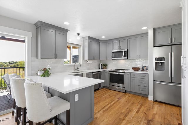 2407 W Walker Ct, Spokane, WA 99208