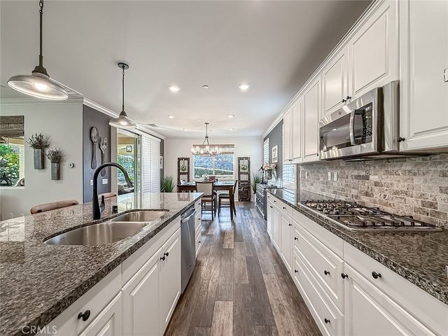 95 Redwood Grove Court, Simi Valley, CA 93065
