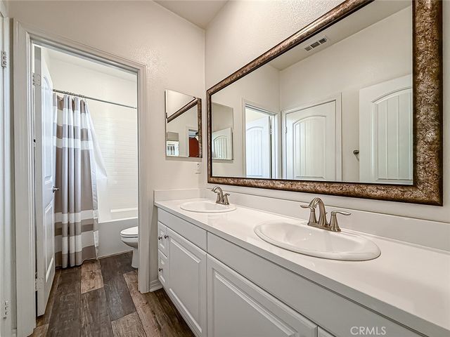 95 Redwood Grove Court, Simi Valley, CA 93065