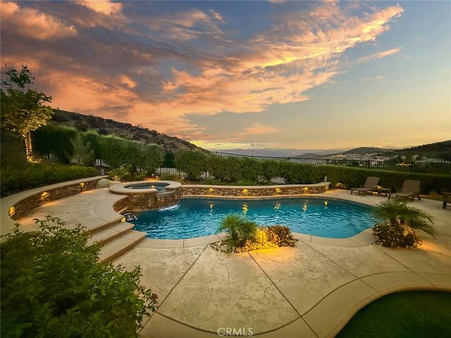 95 Redwood Grove Court, Simi Valley, CA 93065