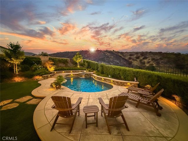 95 Redwood Grove Court, Simi Valley, CA 93065