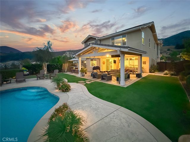 95 Redwood Grove Court, Simi Valley, CA 93065