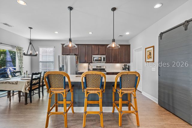 8 7th Ave, Bluffton, SC 29910