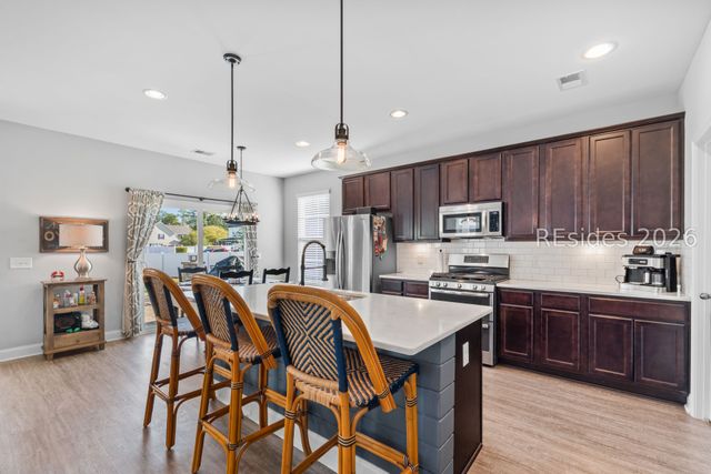 8 7th Ave, Bluffton, SC 29910