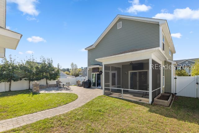 8 7th Ave, Bluffton, SC 29910