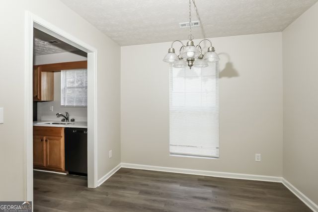 955 Foxworthy Lane, Riverdale, GA 30296