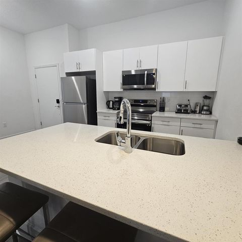 379 Famagusta Drive 379, Davenport, FL 33896