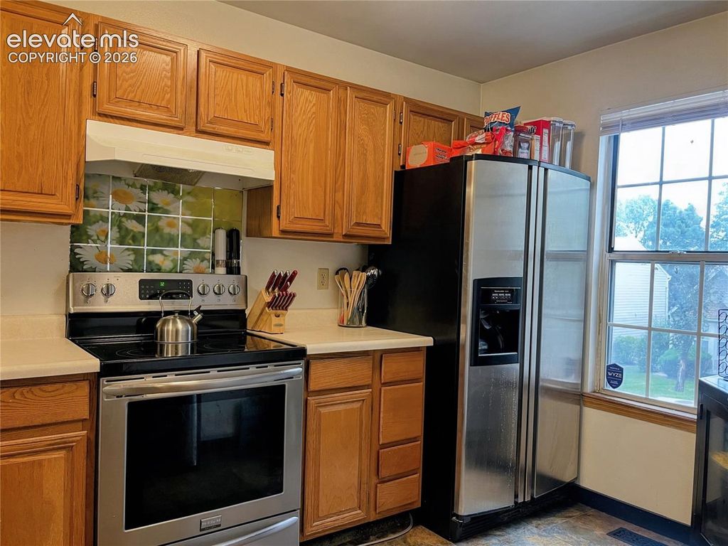 519 Shady Crest Circle, Colorado Springs, CO 80916 — photo 2