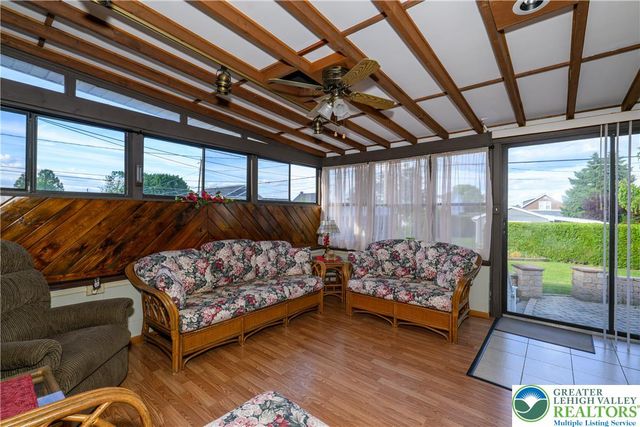 1167 8th Street, North Catasauqua Bor, PA 18032