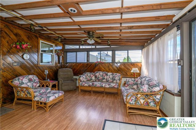 1167 8th Street, North Catasauqua Bor, PA 18032