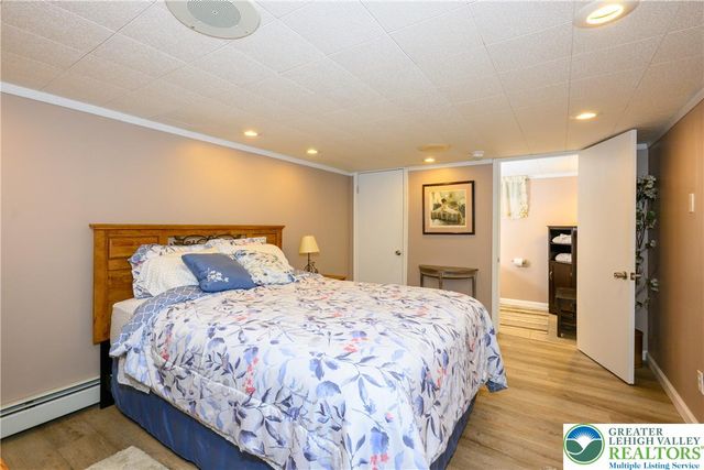 1167 8th Street, North Catasauqua Bor, PA 18032