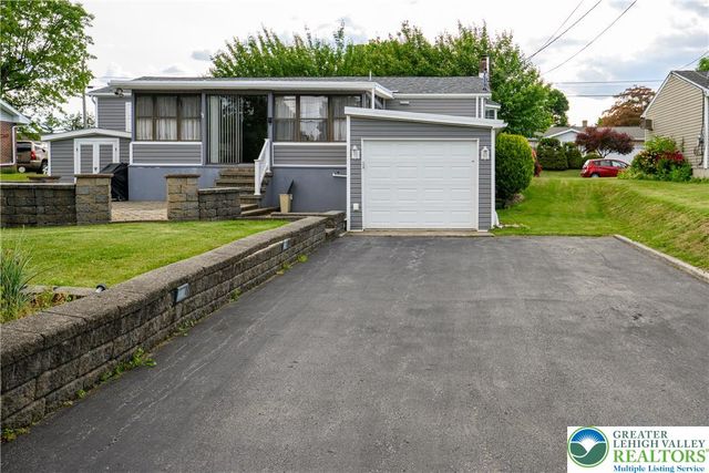 1167 8th Street, North Catasauqua Bor, PA 18032