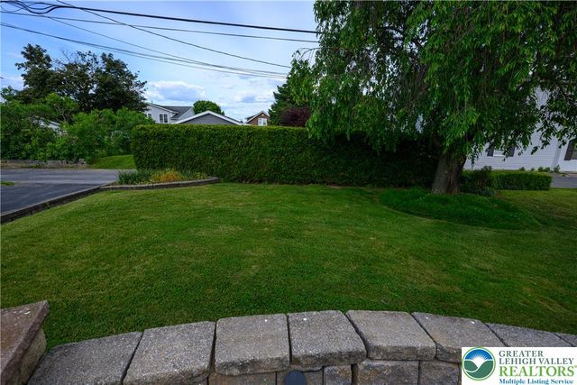 1167 8th Street, North Catasauqua Bor, PA 18032