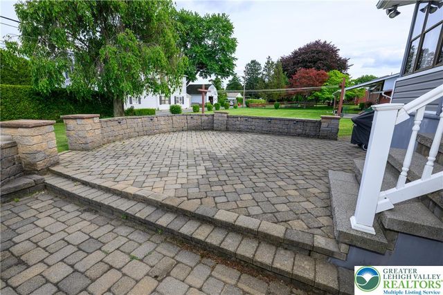1167 8th Street, North Catasauqua Bor, PA 18032