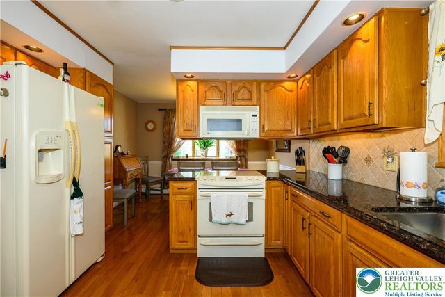 1167 8th Street, North Catasauqua Bor, PA 18032