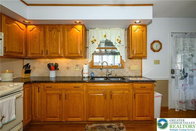 1167 8th Street, North Catasauqua Bor, PA 18032